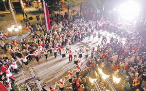 Les manifestacions culturals tradicionals, com ara les sardanes o els Castellers amb la Colla Jove de l’Hospitalet també han tingut el seu espai durant els dies de la Festa.