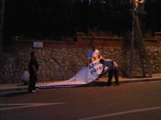 SABOTATGE A LES PANCARTES DE CiU A CASTELLDEFELS