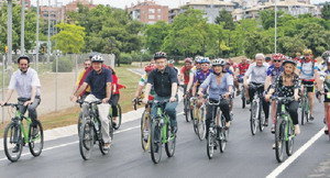 El President Montilla inaugura el nuevo Parc Ciclista Llobregat