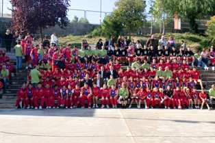 Els equips del Club Bàsquet Gavà es presenten a Can Tintorer