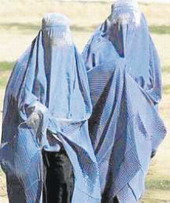 Sant Boi rechaza prohibir el uso del burka y aprueba una declaración a favor de la convivencia