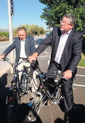 Cornellà de Llobregat presenta un nou carril-bici