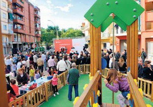 Se inaugura la nueva imagen de la Avenida Manuel Girona
