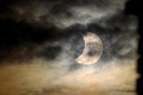 El Baix Llobregat vive un eclipse parcial de sol