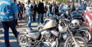 Concentració de motos Harley-Davidson a Sant Feliu de Llobregat