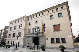 Cornellà aprueba un presupuesto de 116 millones de euros, en la linea del equilibrio y la contención