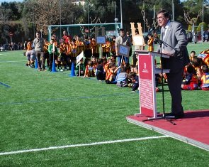 Sant Esteve Sesrovires inaugura el nou camp de futbol municipal