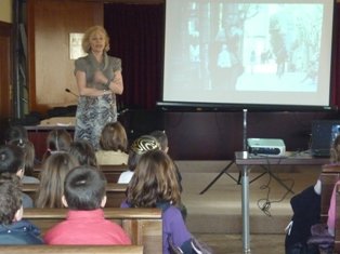 Alumnes de la escola Les Roques Blaves visiten l’Ajuntament d’Esparreguera