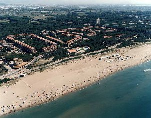 La platja de Gavà instal·larà enguany una base per a esports nàutics