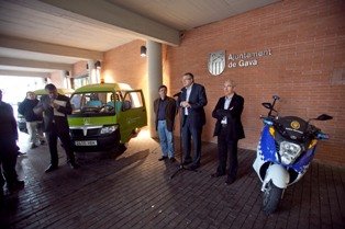 Renovació de la flota municipal de Gavà amb vehicles elèctrics