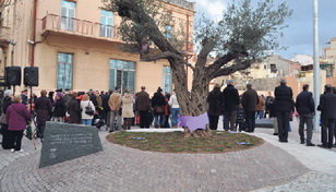 Sant Feliu inaugura el Parque 8 de Març