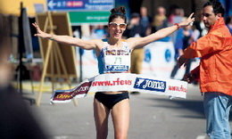 La atleta de Viladecans Beatriz Pascual, campeona de España de marcha por cuarta vez