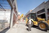 S'enderroquen les antigues naus industrials de Cosme Toda