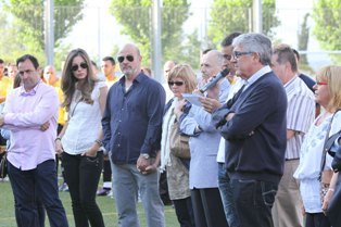 El presidente del Espanyol Daniel Sánchez-Llibre asistió al acto en el que se dió el nombre de Dani Jarque al Campo de Futbol de Ciudad Cooperativa 