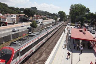 La cobertura de les vies de Sants afectarà als serveis ferroviaris a l'agost