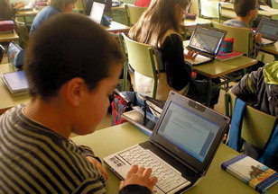 L’Institut de Sant Just mantindrà els ordinadors portàtils pels alumnes el curs 2.011-2.012