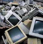Escolars de Castelldefels ajuden a reciclar residus