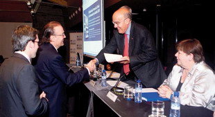 La patronal sanitària premia la implantació de la Plataforma Electrònica Bionexo de Sant Boi de Llobregat, que ha millorat significativament la gestió de les compres a l’hospital