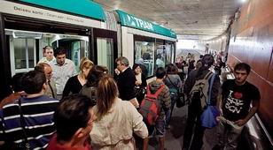Els transports públics de l’àrea metropolitana de Barcelona registra’n el seu record històric de passatgers