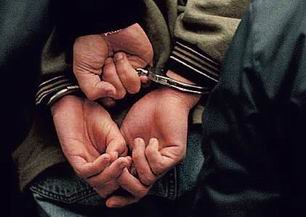Los Mossos detienen a tres ladrones reincidentes en la autopista AP-7