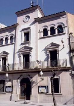 Vallirana reclama el dret a gaudir de la baixa de maternitat/paternitat dels càrrecs electes