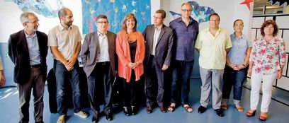 Doce alcaldes dan a conocer en L’Hospitalet un manifiesto en favor de la educación