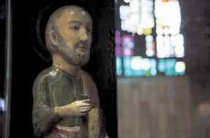 La parroquia de El Prat recupera uno de los vestigios artísticos más antiguos del Delta del Llobregat