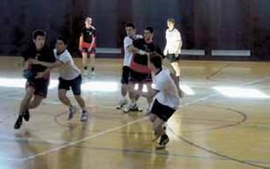 Els millors equips juvenils d’handbol de Catalunya,  al Torneig Ciutat d’Esplugues