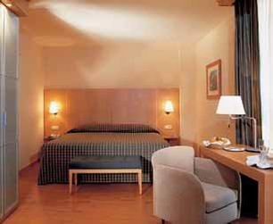 La cadena de hoteles NH cederá una habitación a familiares de pacientes del Hospital Sant Joan de Déu