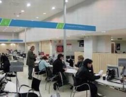 Gavà pagará seis meses de salario a empresas que contraten parados de la ciudad