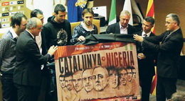 El martorellenc Oriol Malet il·lustra el cartell del Catalunya-Nigèria de futbol