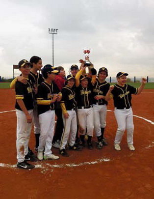 El CB Viladecans guanya la Copa Catalunya infantil de Beisbol 