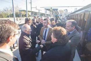 Un tren històric de 1926 va fer aturada a Sant Boi en el trajecte entre Barcelona i Martorell