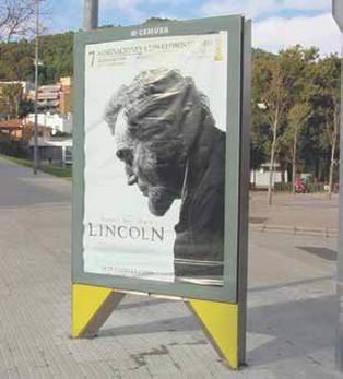 Traslladats cinc OPIS que dificultaven la visibilitat