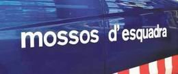 Detingut un atracador per assaltar una entitat bancària i una botiga de comestibles a L’Hospitalet