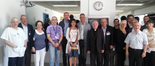 Visita del Bisbe Agustí de Sant Feliu de Llobregat a la Unitat d'Hospitalització Psiquiàtrica Penitenciària de Catalunya, a la presó de Brians
