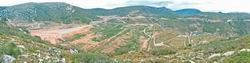 Una delegació de l’Ajuntament de Begues visita l’abocador clausurat del Garraf