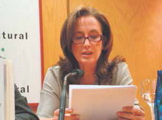 La periodista i escriptora Elisenda Roca ha inaugurat el curs escolar 2013-2014
