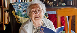 Mor la poetessa Joana Raspall als 100 anys