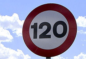 Enxampen un conductor que conduïa begut a 187 km/h per l'A2 a Sant Vicenç dels Horts
