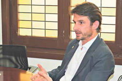 L’Ajuntament subvenciona els aturats que s’estableixin com autònomes