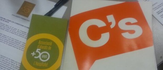 Ciutadans L'Hospitalet promoverá el contacto entre empresas y parados mayores de 45 años
