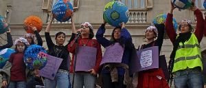 Accent reivindicatiu a Sant Boi en defensa de les dones