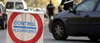 Dos camions superaven quatre i sis vegades la taxa d'alcoholèmia