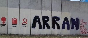 Nous atacs a la seu del PP de Castelldefels