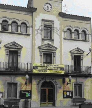 C’s de Vallirana podria denunciar el consistori per la Llei de banderes