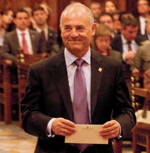 Dimite el alcalde de Sant Boi