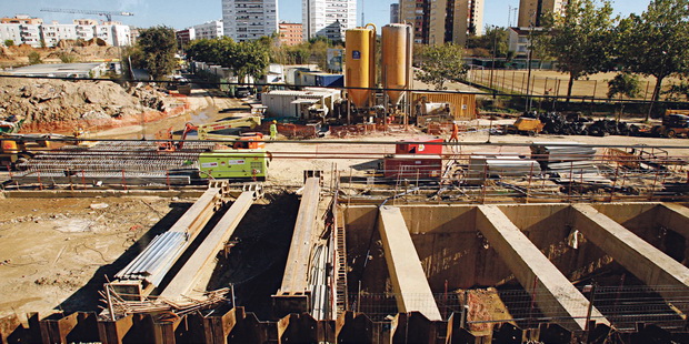 Obras del AVE a su paso por Bellvitge, en L’Hospitalet de Llobregat, donde se produjeron la mayoría de socavones