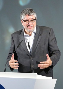 Balmón se moja contra la consulta