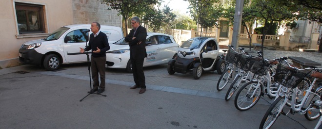 Cornellà i l’AMB impulsen el cotxe elèctric